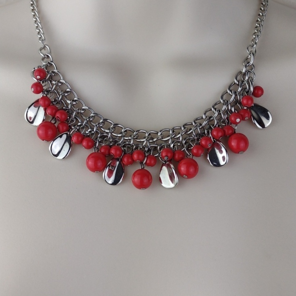 Brilliant Silver & Gorgeous Red Bead Fringe Necklace